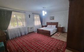 Boulevard Apartment